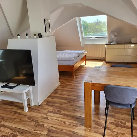 아파트 Dachgeschosswohnung 1 - Am Schloss